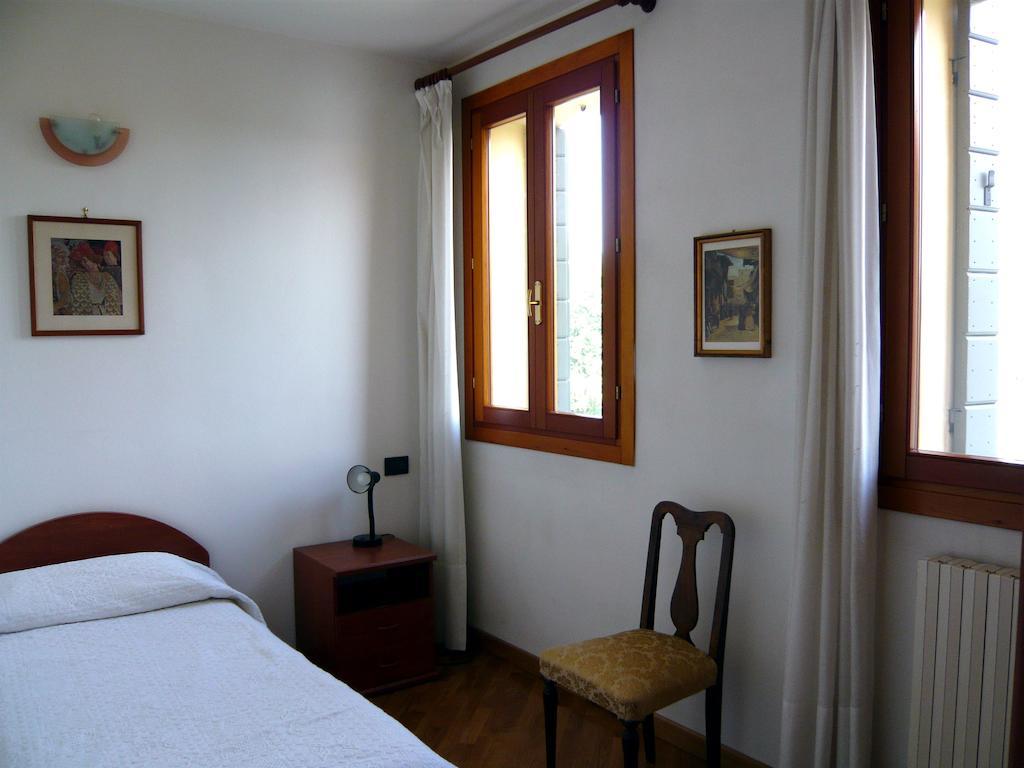 Residenza Serena Mirano Rom bilde